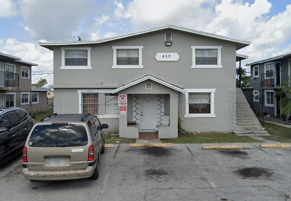 652 SW 4th St unit 1, Belle Glade, FL 33430 - photo 2