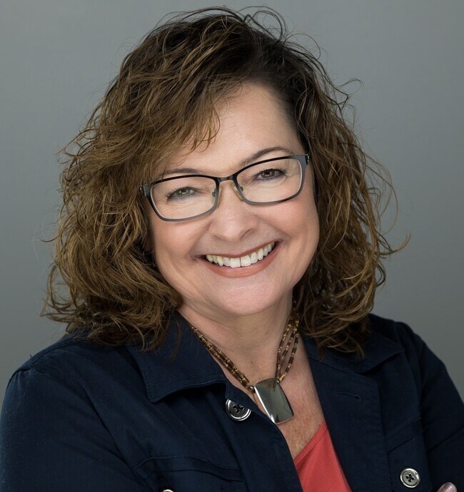 Julie Kelley-Peterson