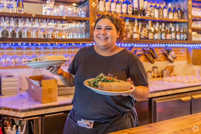 The service and food is top notch at Medii Kitchen.