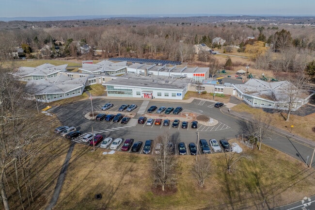 Lake Street School in North Vernon, CT.