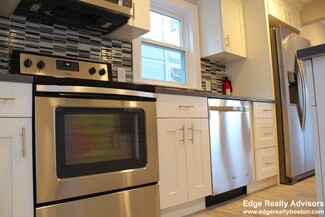 6 Nonantum St Unit 1, Newton, MA 02458