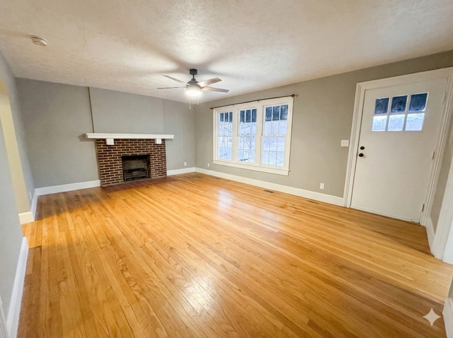 317 S Friendship Rd, Paducah, KY 42003 - photo 3