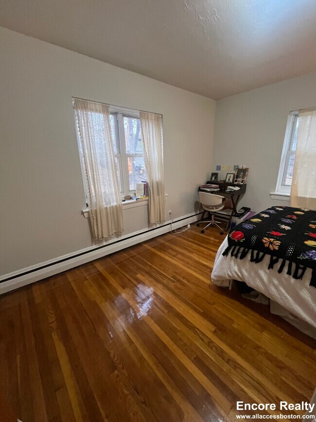 67 Chiswick Rd unit 10, Brighton, MA 02135 - photo 7