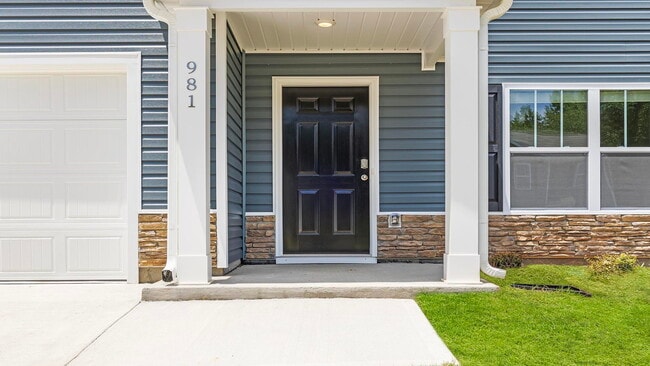 3322 Cypress Hollow Dr, Moore, SC 29369 - photo 2