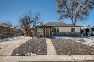 939 Victor St, Aurora, CO 80011