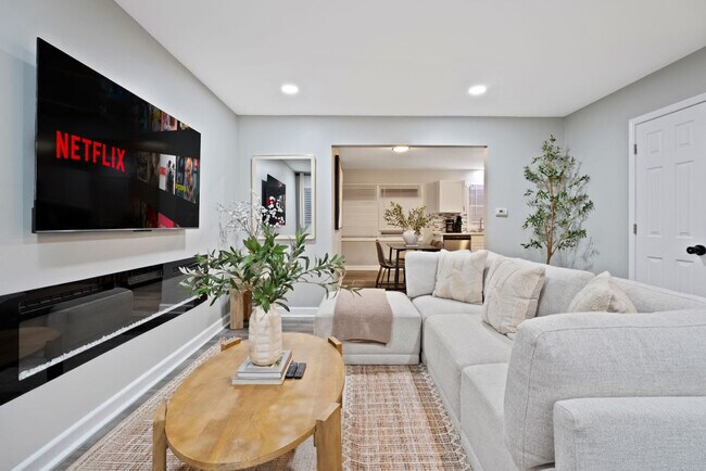 508 S Warrington Rd unit ID1237896P, Des Plaines, IL 60016 - photo 3