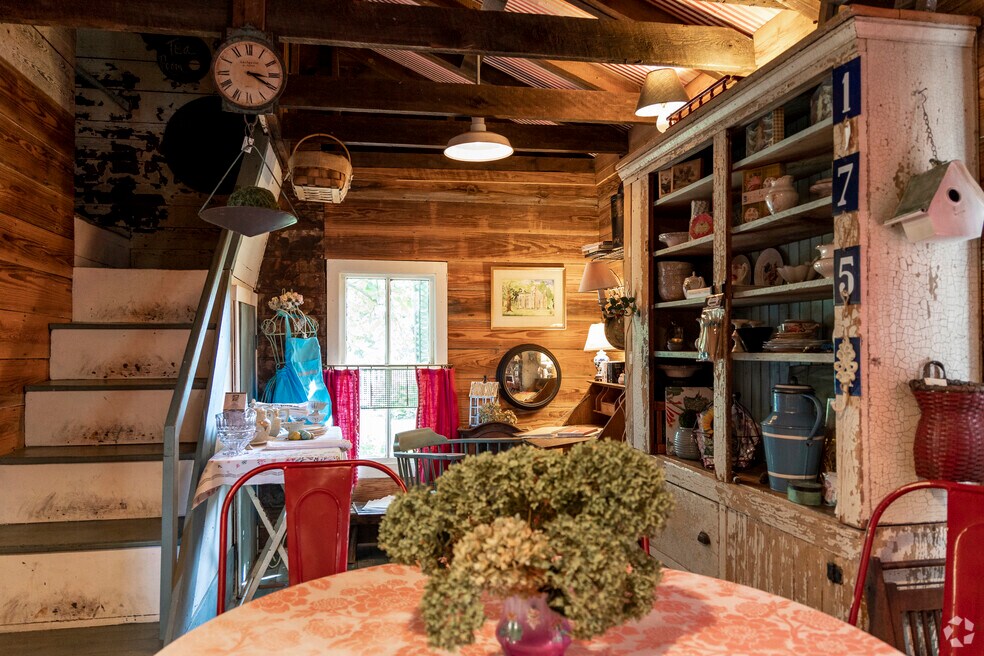 Final_Neighborhood_Mooresville_V02_102323