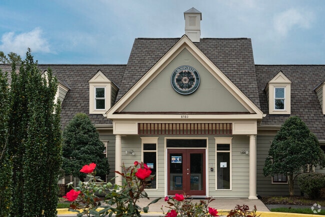 Crosspointe Swim & Racquet includes fitness and recreation amenities.