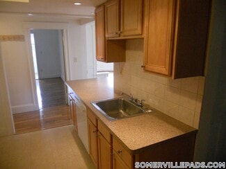 223 Summer St Unit 3L, Somerville, MA 02143
