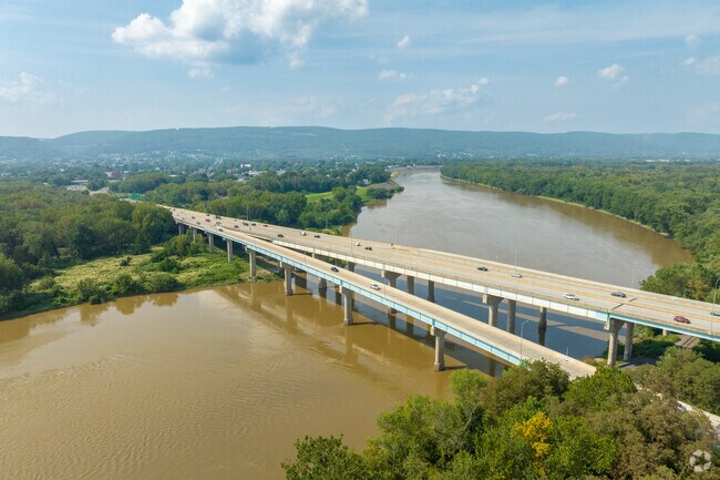 Route 309 leads to Pringle over the Susquehanna River providing access to Wilks-Barre.