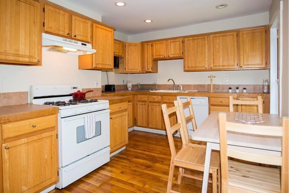 1 Torpie St unit 3, Roxbury Crossing, MA 02120 - photo 1