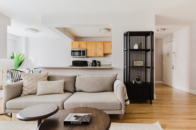 50 W 97th St unit FL3-ID2199, New York, NY 10025 - photo 2