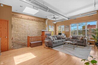 1341 N Western Ave Unit 3, Chicago, IL 60622