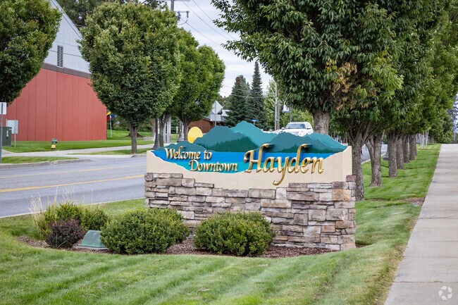 Welcome to Avondale on Hayden where a culture of lakes and outdoor activities await.