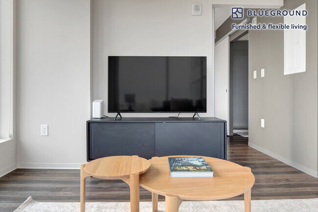 45 Stuart St unit FL20-ID504, Boston, MA 02116 - photo 3