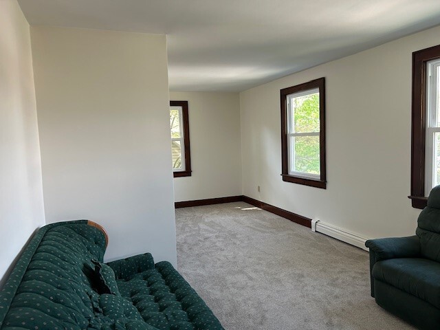 Living-Dining Rm - left side