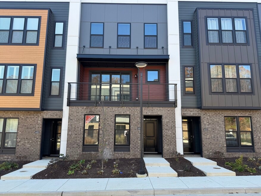 4406 Dominion Forest Cir, Glen Allen, VA 23060 - photo 1