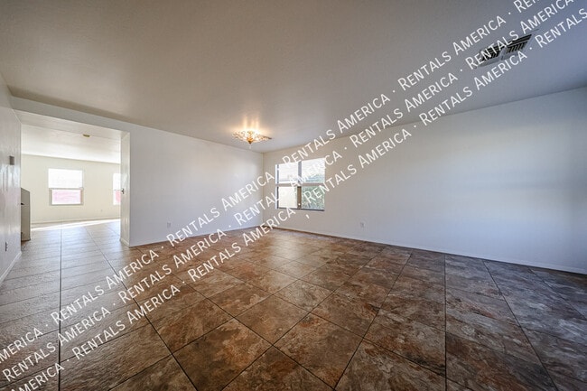 6175 S Sharon Ct, Chandler, AZ 85249 - photo 4