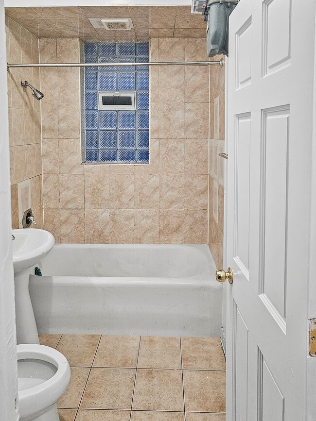 2628 S Kedzie Ave unit 1st Floor, Chicago, IL 60623 - photo 7