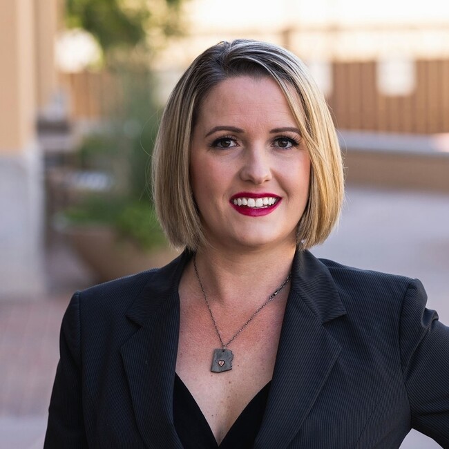 Agent Photo