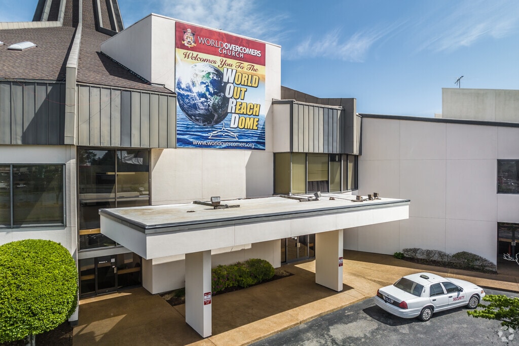 World Overcomers Christian Academy is a private school, serving grades K-6 in Hickory Hill.