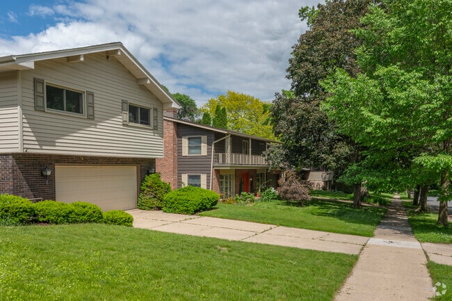 Lerdahl Park also has some two-story homes, ranging in the 300 to 500s in price.