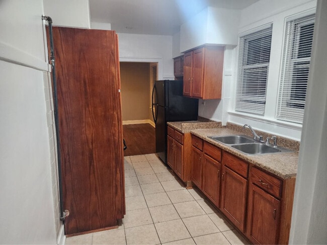 8808 S Hermitage Ave unit 2 FL, Chicago, IL 60620 - photo 6