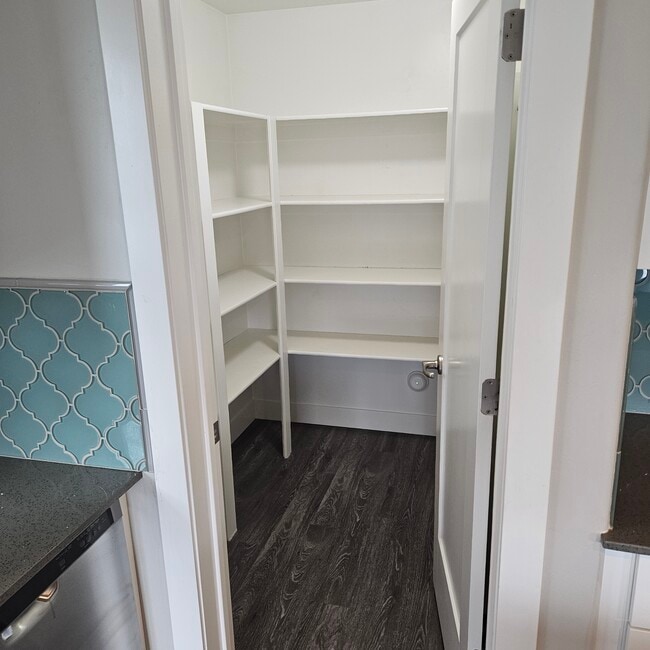 259 E 1500 N, Harrisville, UT 84404 - photo 4