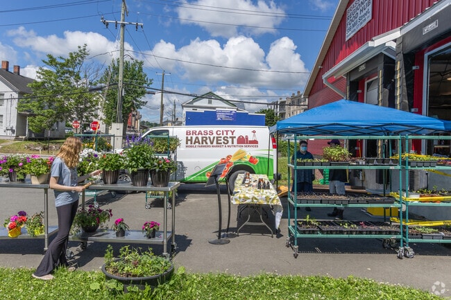 Brass City Harvest brings the best of local farms to North End District tables.
