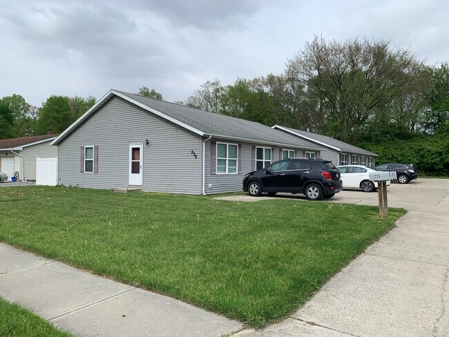 219 Railroad St unit C, Urbana, OH 43078 - photo 2