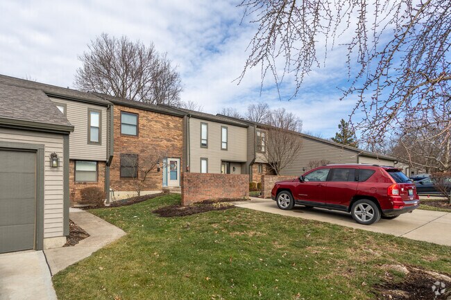 Prospect Point is a large condominium community in Villa Hills.