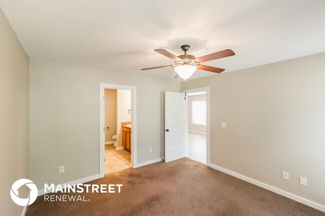 587 Kincaid Cove Ln, Odenville, AL 35120 - photo 7