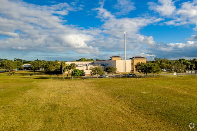 Students living in Mirasol and nearby towns attend Marsh Pointe Elementary School.