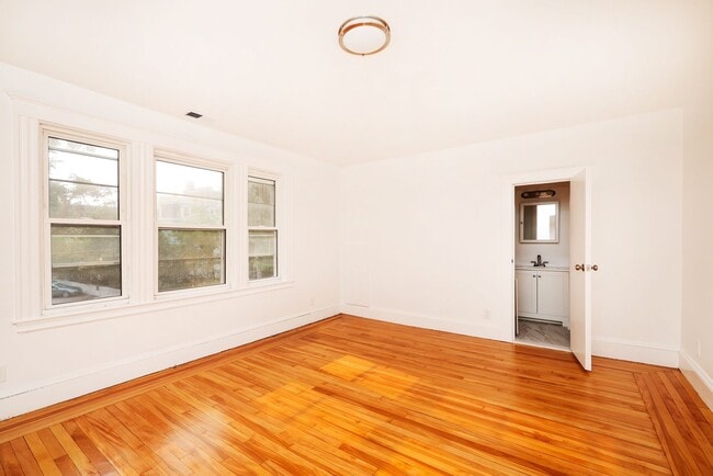 5 Chauncy St unit 2, Cambridge, MA 02138 - photo 6