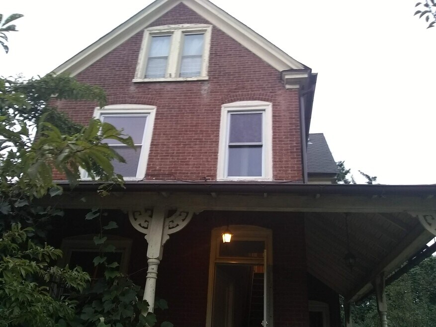 204 Cadwalader Ave unit B, Elkins Park, PA 19027 - photo 1