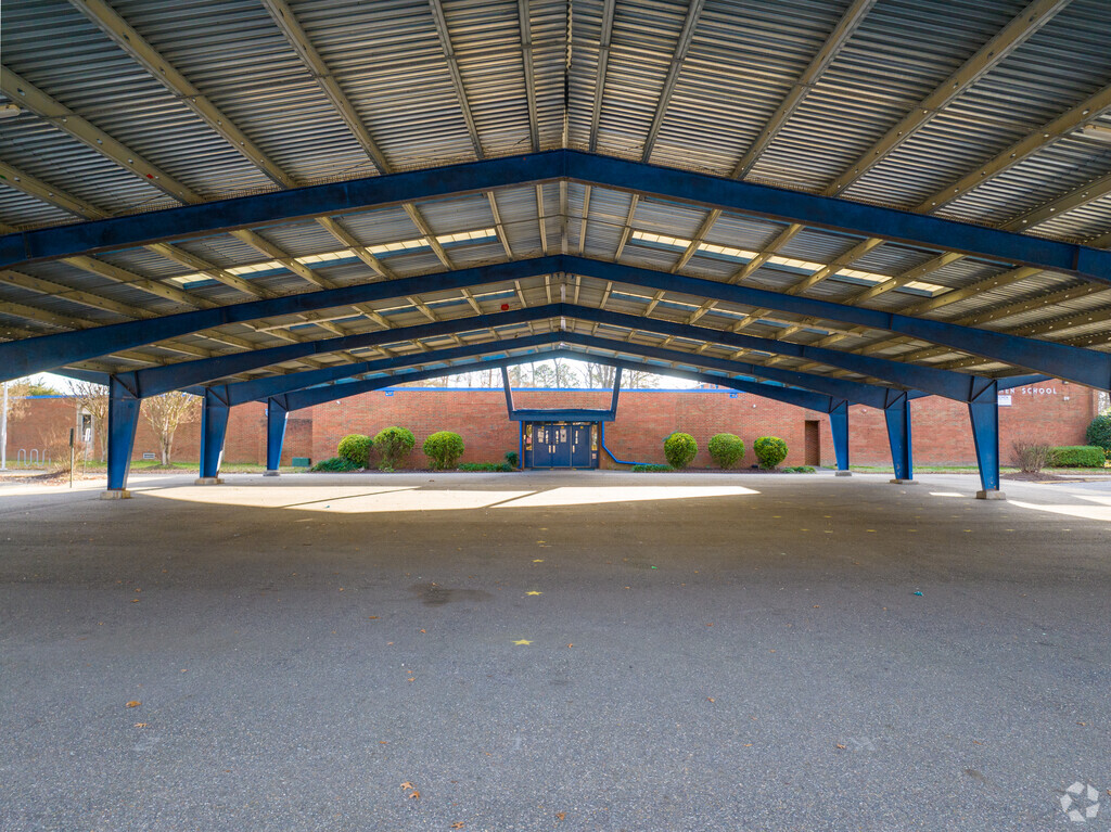 Machen Elementary School