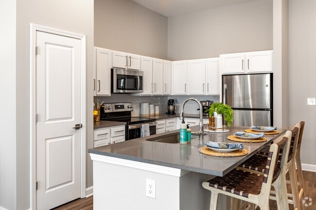 The Chateau 55+ Age Exclusive Apartments, Hoschton, GA 30548 - photo 4