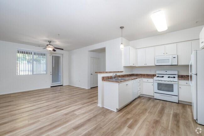 Avila Apartment Homes, Menifee, CA 92586 - photo 3