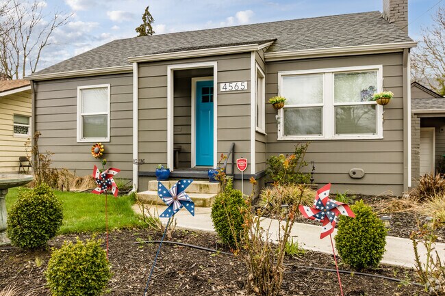 This ranch-style home in Sumner has colorful and fun decorations.