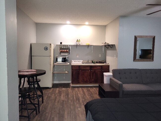 8580 Springtree Rd unit 1, Jacksonville, FL 32210 - photo 7