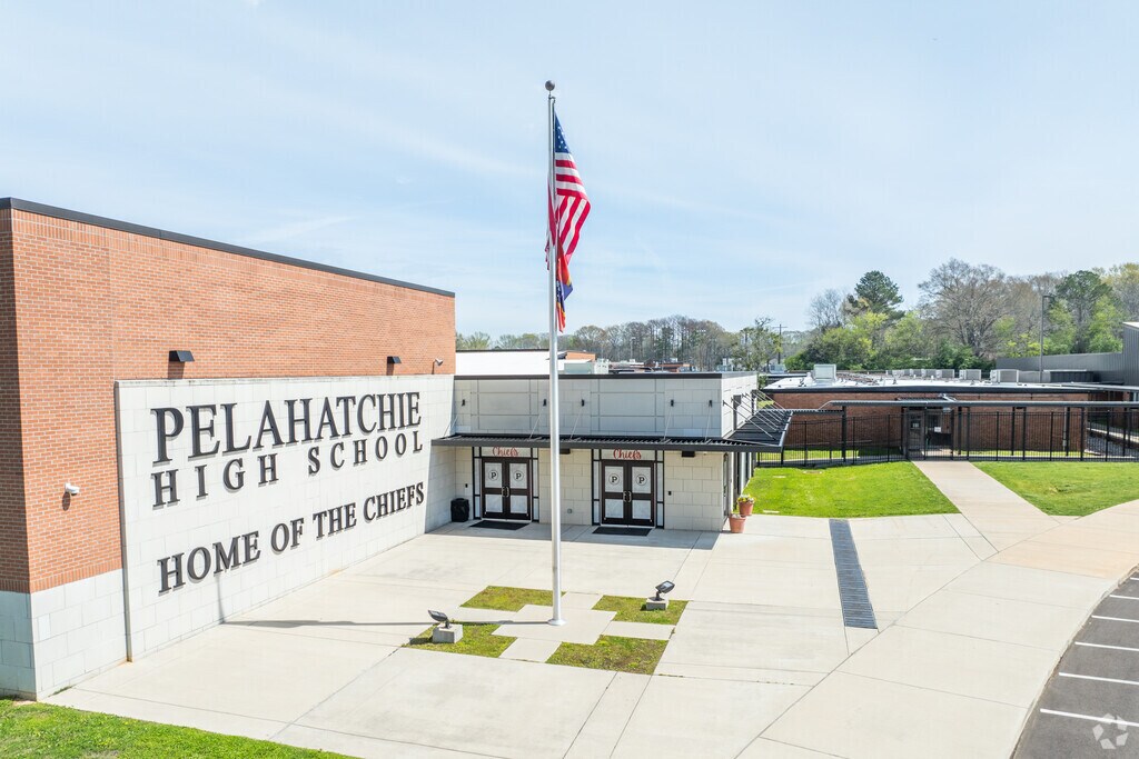 Pelahatchie High School is a public school located in Pelahatchie.
