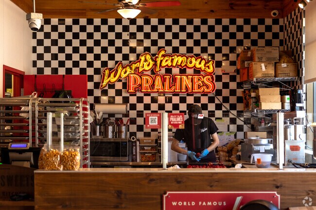 Handmade southern style candies made fresh, all day, every day River Street Sweets is the spot.