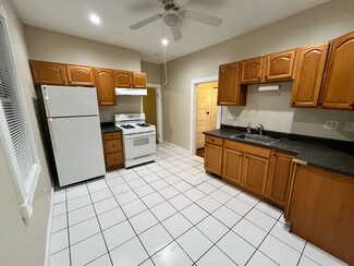 82 Bristow St Unit 2, Saugus, MA 01906
