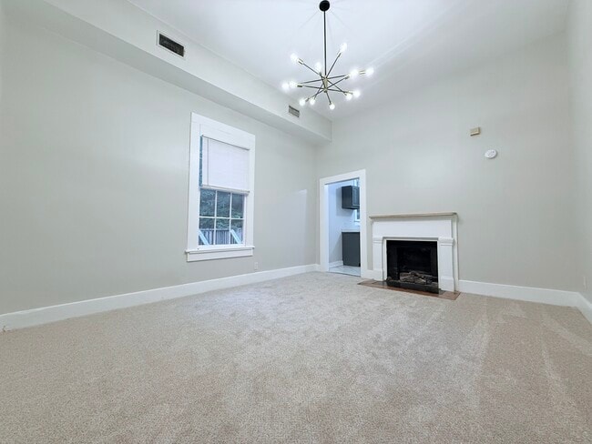 1010 Dauphin St unit B, Mobile, AL 36604 - photo 4