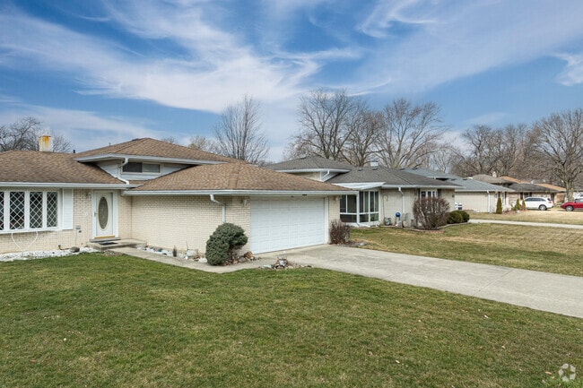 Darien features many updated ranch-style homes.
