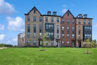 4827 Bauhaus Square, Chantilly, VA 20151