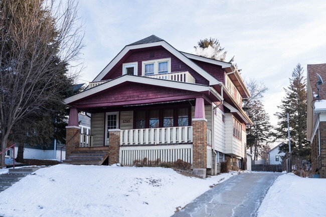 1298 N 68th St unit Upper, Milwaukee, WI 53213 - photo 4