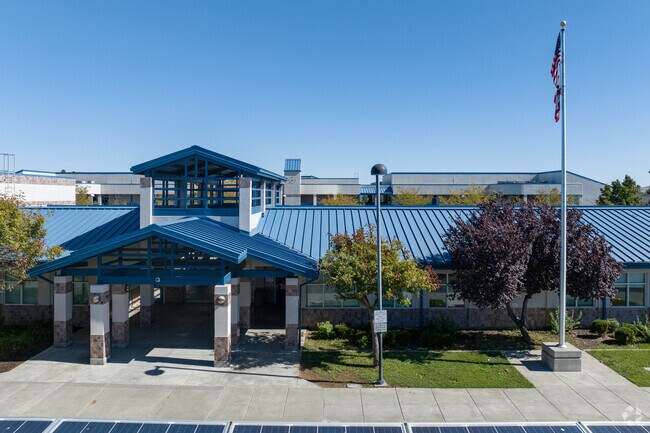 The front of Crystal Elementary School is inviting for students and staff.