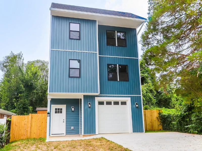 8906 Chestnut Ave, Bowie, MD 20720 - photo 1