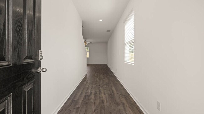 237 Lauritsen Way, Newnan, GA 30265 - photo 6